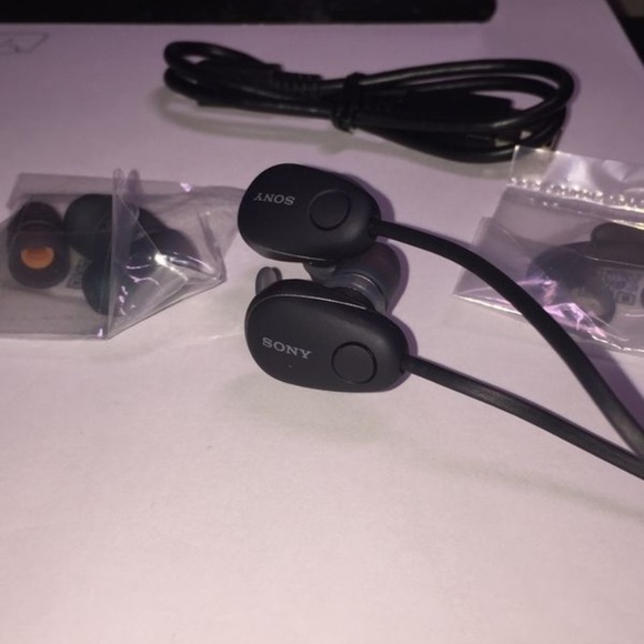 Sony Other Sony Wisp60n Wirelessnoise Canceling Headphones Poshmark Sony Other Sony Wisp60n Wirelessnoise Canceling Headphones Poshmark